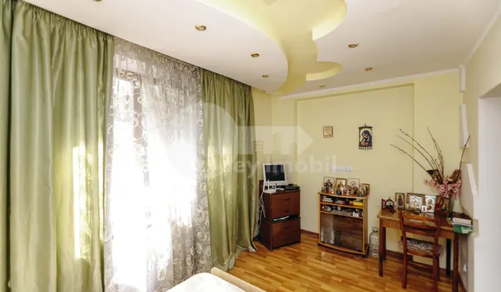 Casă, Centru, SF.GHEORGHE