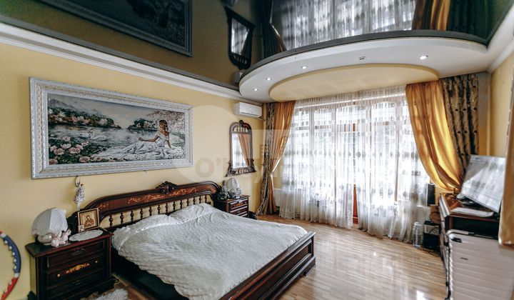 Дом, Центр, СФЫНТУЛ ГЕОРГЕ