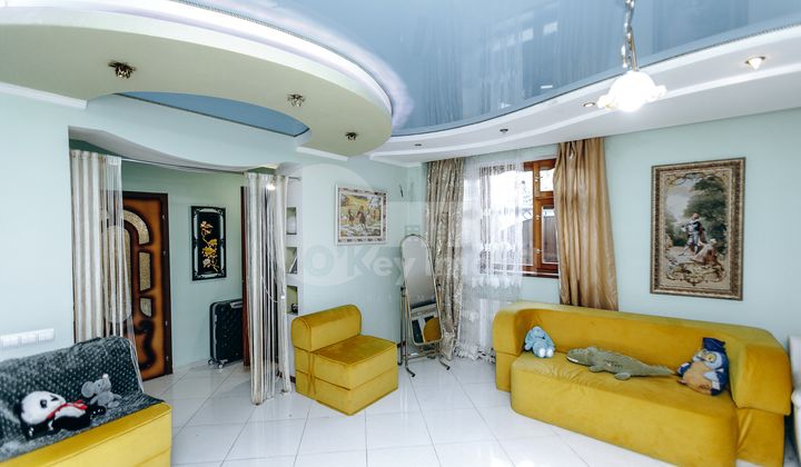 Дом, Центр, СФЫНТУЛ ГЕОРГЕ