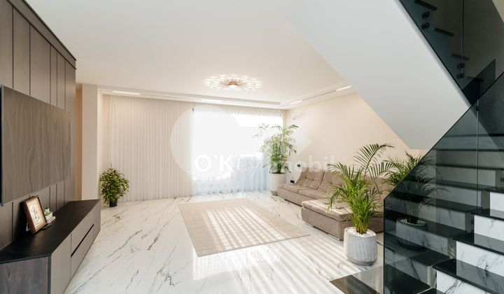 Duplex, Botanica, PĂȘUNILOR