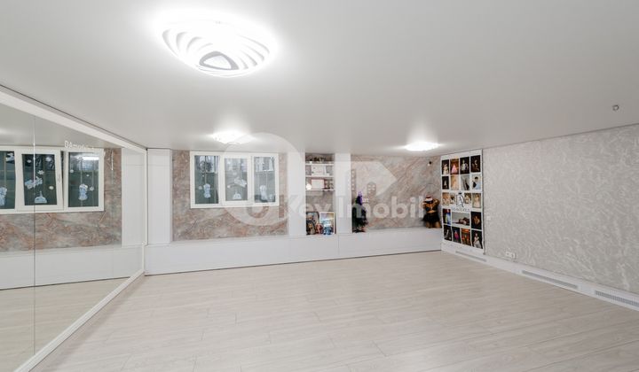 Spațiu comercial, Botanica, TEILOR