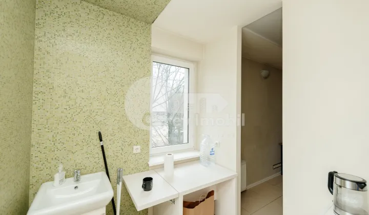 Комм. помещение, Ботаника, БУРЕБИСТА