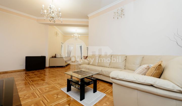 Apartament, Centru, 31 AUGUST