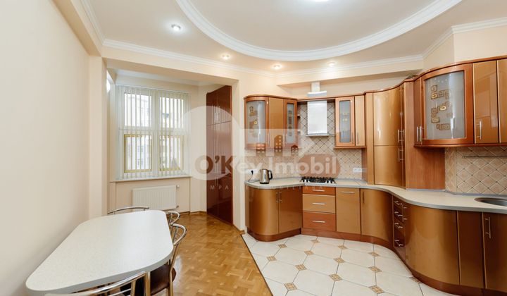 Apartament, Centru, 31 AUGUST