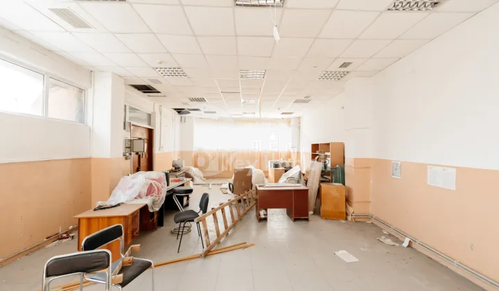 Склад, Чеканы, УЗИНЕЛОР