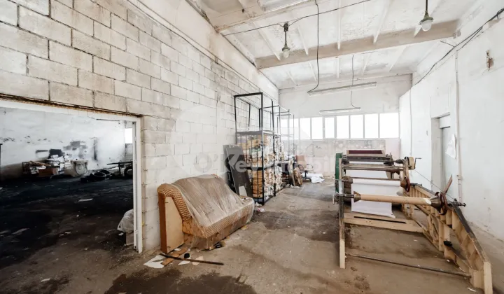 Склад, Чеканы, УЗИНЕЛОР