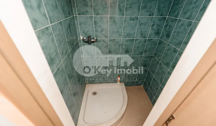 Склад, Чеканы, УЗИНЕЛОР