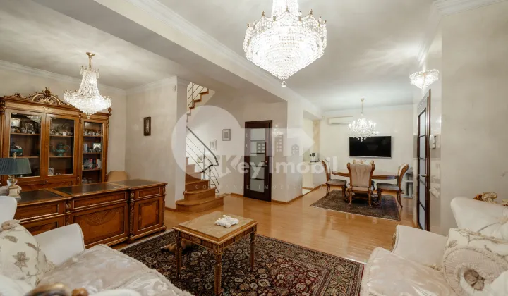 Дом, Буюканы, ИОН ЛУКА КАРАДЖИАЛЕ