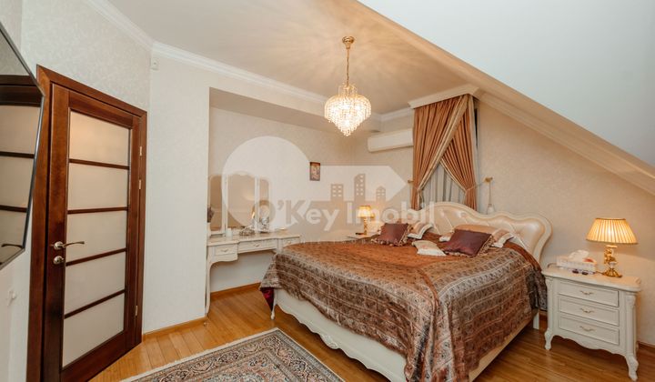 Casă, Buiucani, ION LUCA CARAGIALE