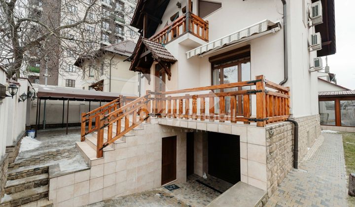 Casă, Buiucani, ION LUCA CARAGIALE