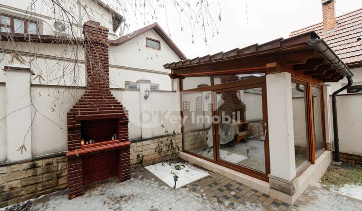 Casă, Buiucani, ION LUCA CARAGIALE