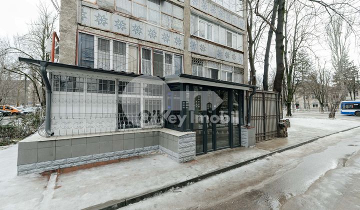 Spațiu comercial, Buiucani, ION PELIVAN