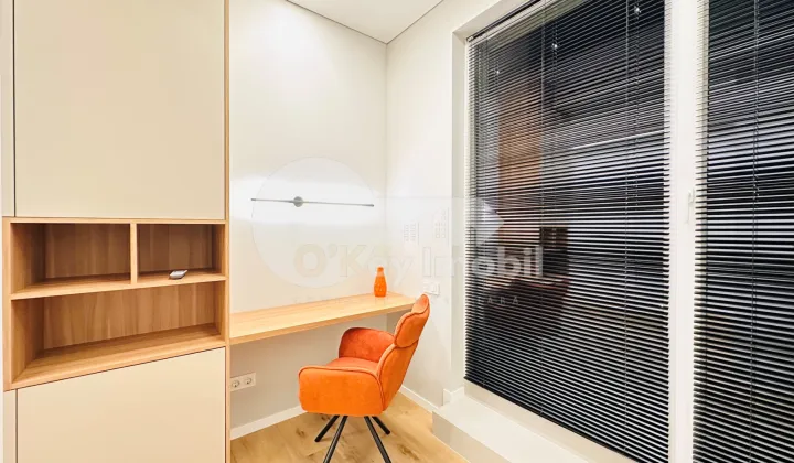 Пентхаус, Чеканы, МИЛЕСКУ СПЭТАРУ