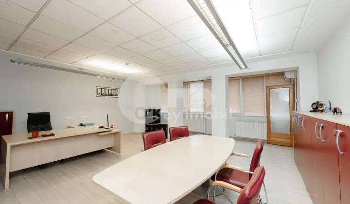 Комм. помещение, Рышкановка, РЕНАШТЕРИЙ НАЦИОНАЛЕ