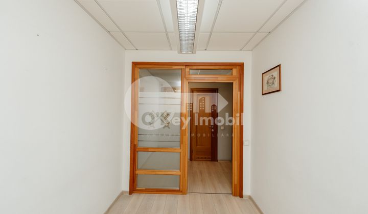 Spațiu comercial, Râșcani, RENAȘTERII NAȚIONALE