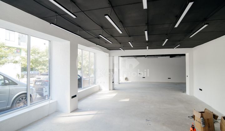 Spațiu comercial, Centru, VALEA TRANDAFIRILOR