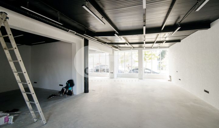 Spațiu comercial, Centru, VALEA TRANDAFIRILOR