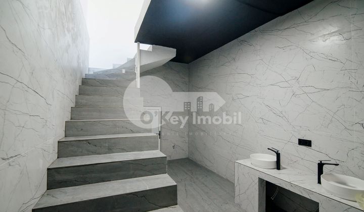 Spațiu comercial, Centru, VALEA TRANDAFIRILOR