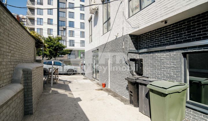 Spațiu comercial, Centru, VALEA TRANDAFIRILOR