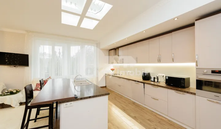 Комм. помещение, ТЕЛЕЦЕНТР