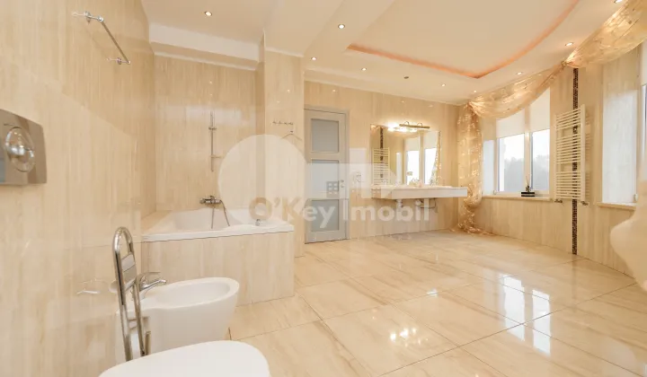 Комм. помещение, ТЕЛЕЦЕНТР