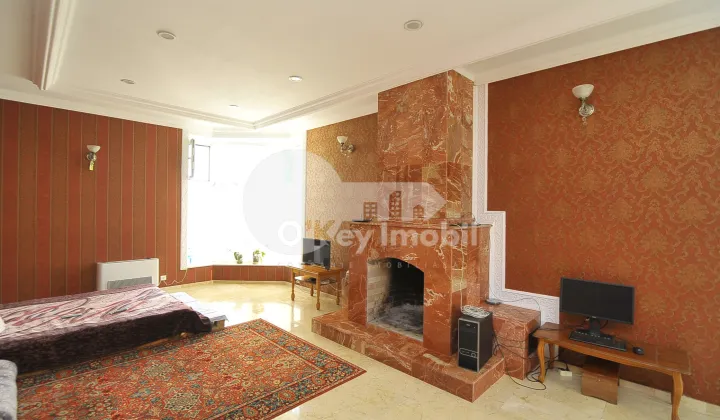 Oficiu, Buiucani, PARIS