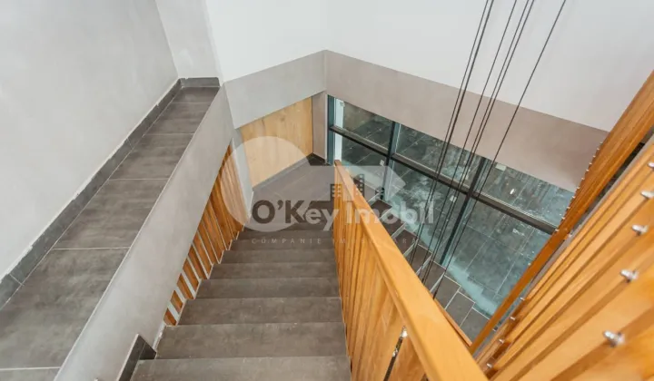 Spațiu comercial, STĂUCENI