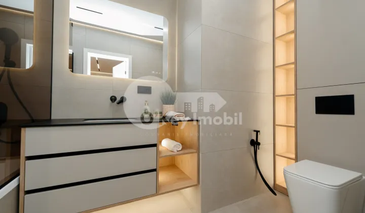 Apartament, Buiucani, VASILE LUPU