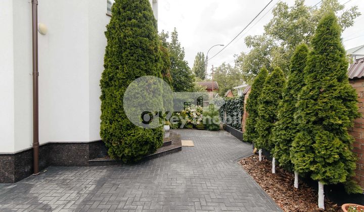 Дом, Буюканы, СУЧЕВИЦА