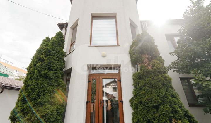 Дом, Буюканы, СУЧЕВИЦА