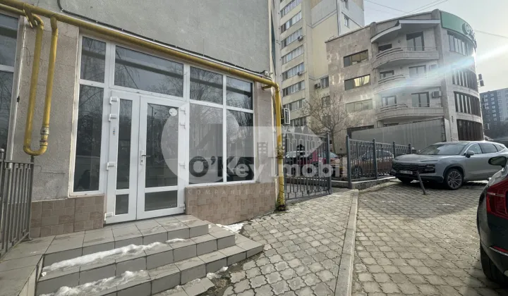 Spațiu comercial, Botanica, CUZA VODĂ