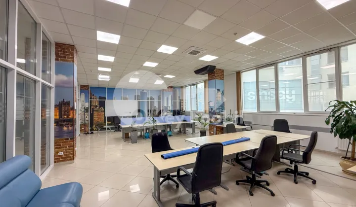 Spațiu comercial, Botanica, DECEBAL