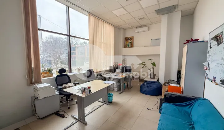 Spațiu comercial, Botanica, DECEBAL