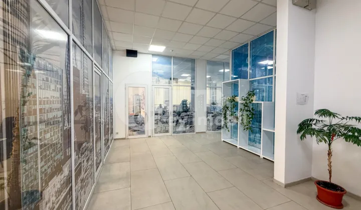 Spațiu comercial, Botanica, DECEBAL