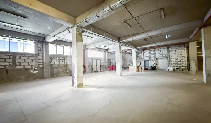 Spațiu comercial, Botanica, DECEBAL