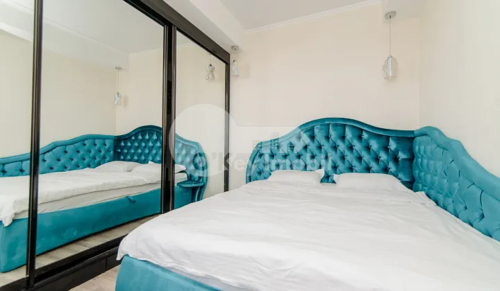 Apartament, Centru, MELESTIU