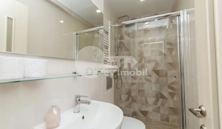 Apartament, Centru, MELESTIU