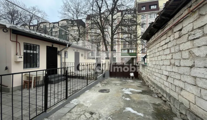 Apartament, Centru, ALEXEI ȘCIUSEV