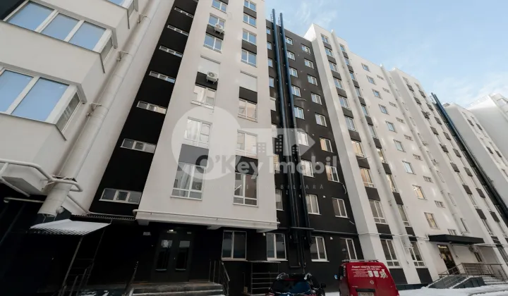 Penthouse, Durlești, CARTUȘA