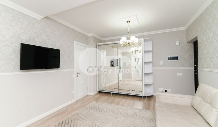 Apartament, Centru, MELESTIU
