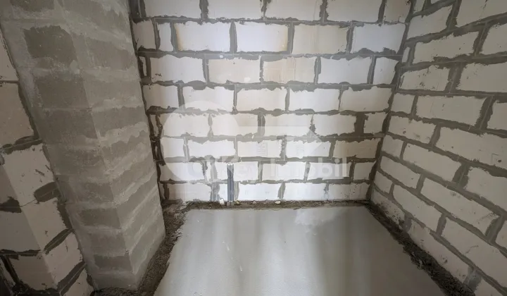 Penthouse, Durlești, CARTUȘA