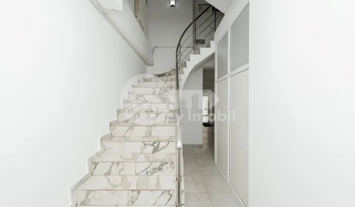 Spațiu comercial, Centru, COLUMNA