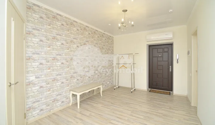 Apartament, Centru, MELESTIU