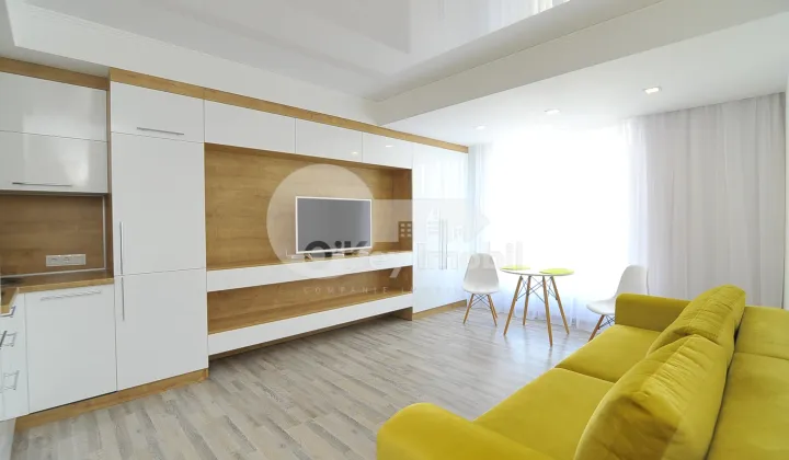 Apartament, Centru, MELESTIU