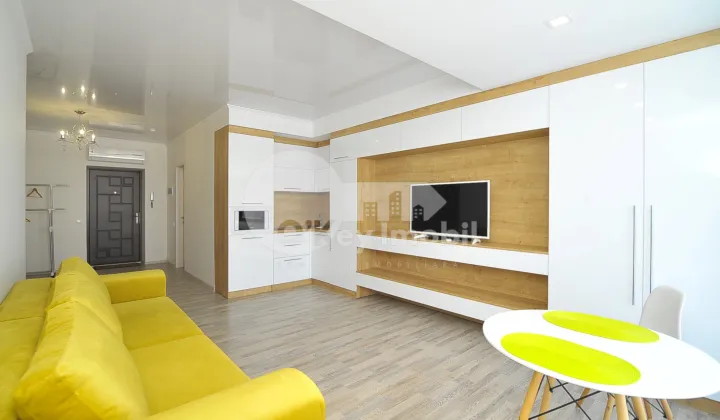 Apartament, Centru, MELESTIU