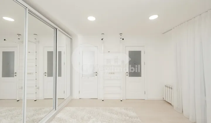 Casă, Centru, ANTON CRIHAN