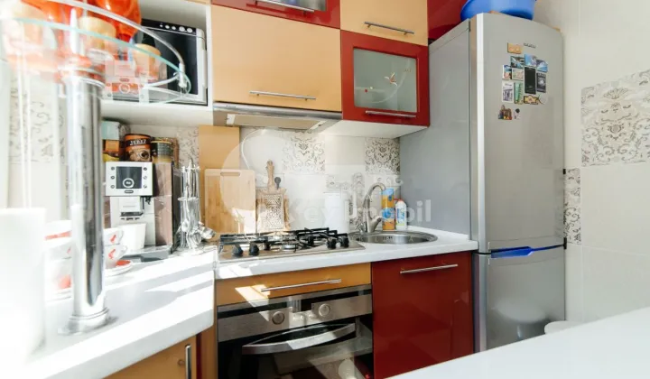 Apartament, Botanica, DIMINEȚII