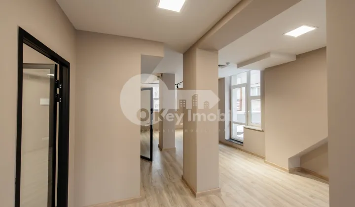 Oficiu, Centru, ALEXANDR PUȘKIN