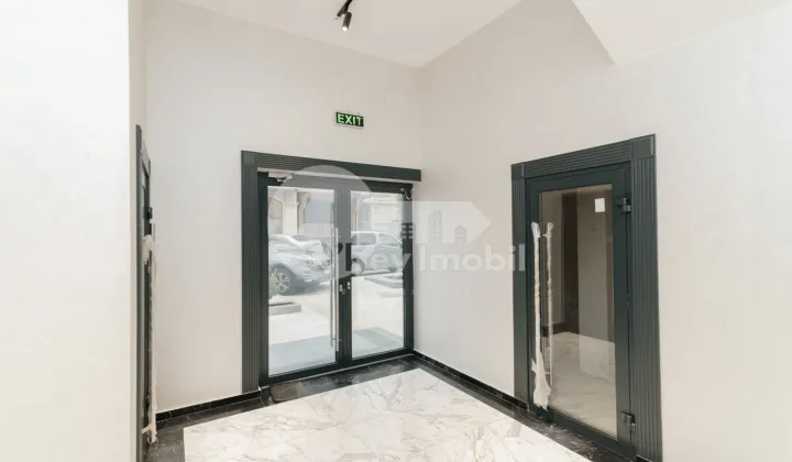 Oficiu, Centru, PETRU MOVILĂ