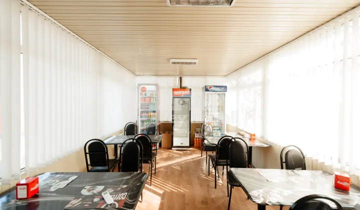 Spațiu comercial, Buiucani, LIVIU DELEANU